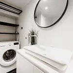 Dream - Mere With 24h Reception Apartamento *
