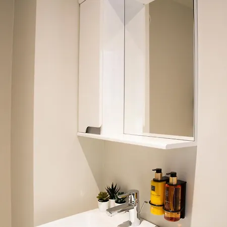 Apartment Dream - Mere With 24h Reception
