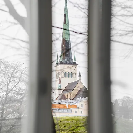 Dream - Mere With 24h Reception